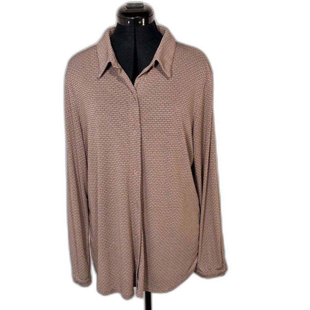 Adrianna Papell Taupe Geometric Print Button Down Blouse